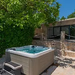 Villa Beautiful Mia With Pool In Makarska