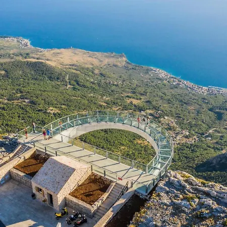 Villa Beautiful Mia With Pool In *