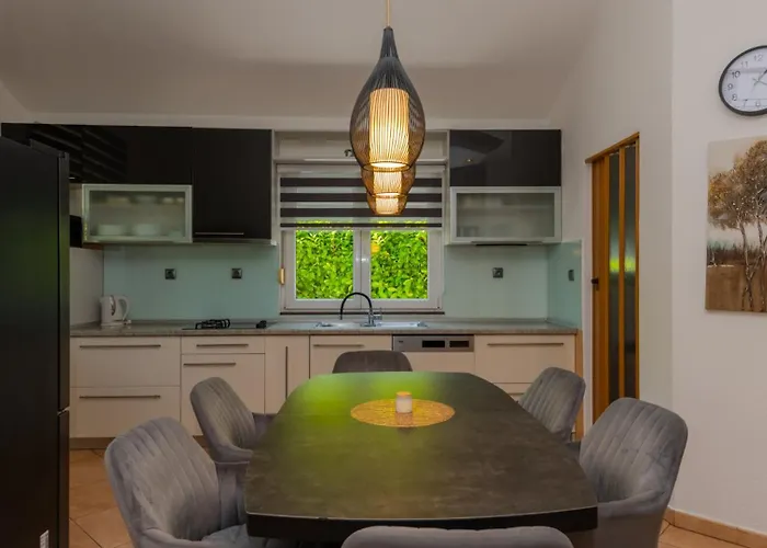 Villa Beautiful Mia With Pool In *