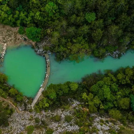 Beautiful Mia With Pool In *